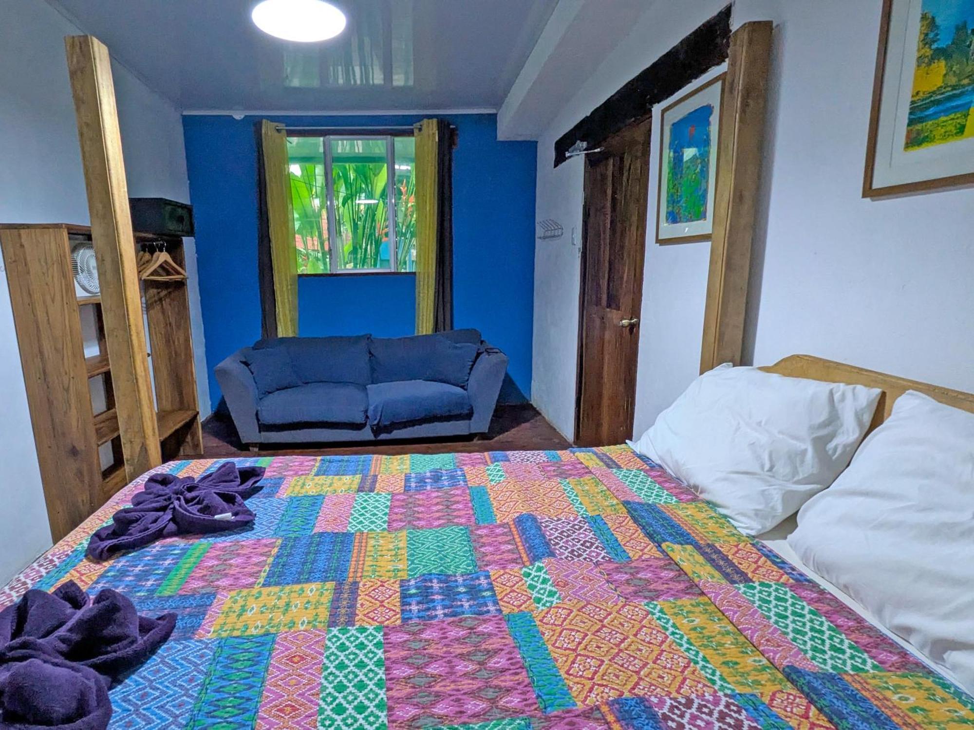 Tree House Beachfront Lodge Puerto Viejo de Talamanca ภายนอก รูปภาพ